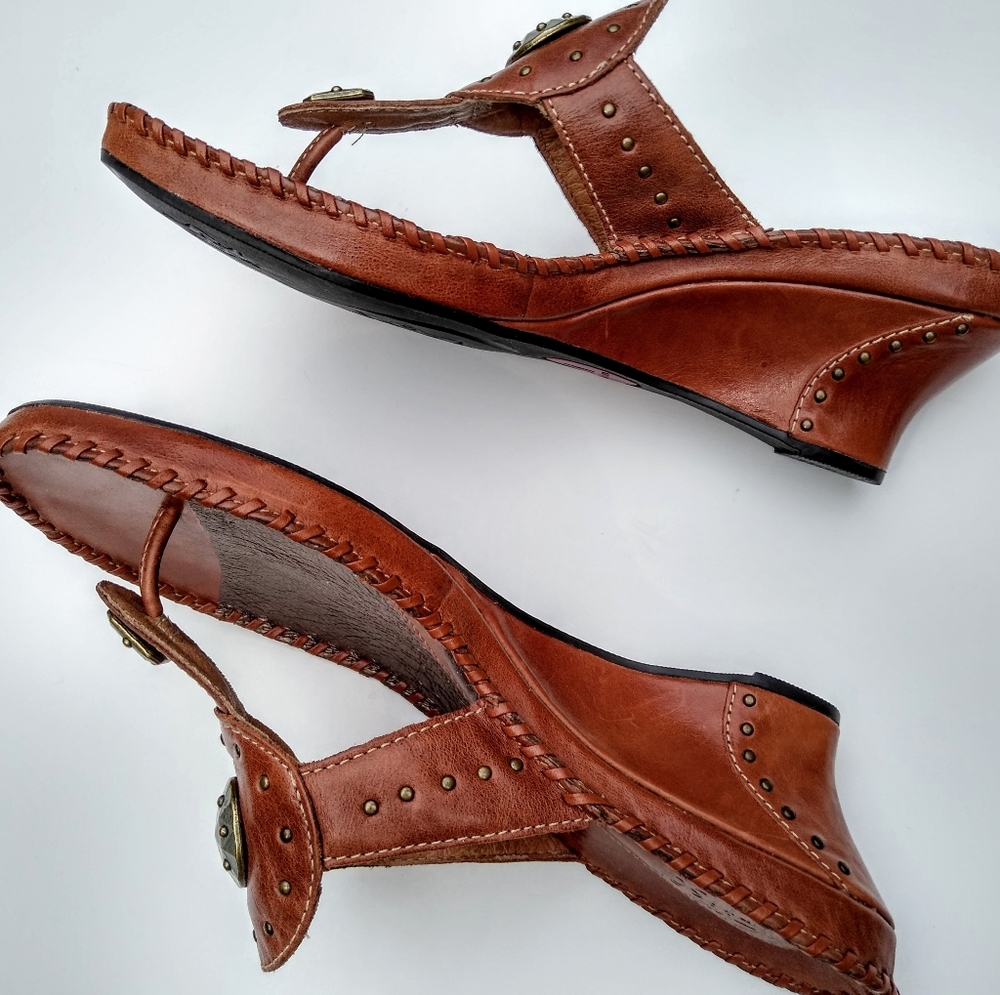 Clark's Artisan Leather Wedge Sandals Sz7